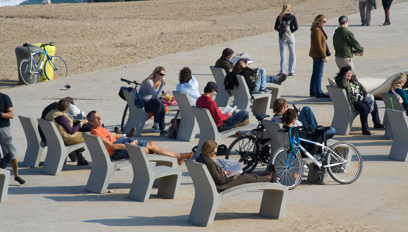 A nouveau ces bancs en béton - IMG_8315