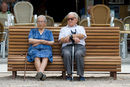 Petits vieux sur leur banc à Bagnoyles