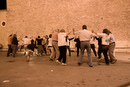 Sardagne (danse catalane) sur la place du village de Begur