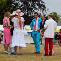 Henley-on-Thames - 06 July 2013 / This suit is amazing...