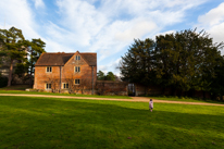 Henley-on-Thames - 08 December 2013 / Beautiful Greys Court