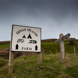 Dinas Island - 12 April 2014 / The sign to the farm