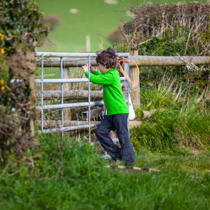 Dinas Island - 13 April 2014 / Oscar taking photos