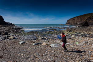 Trefin Beach - 14 April 2014 / Rock pooling