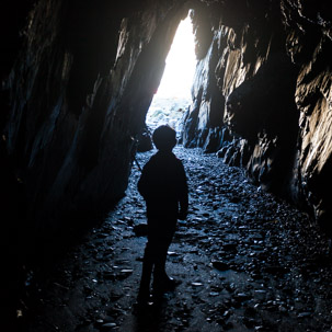 Trefin Beach - 14 April 2014 / Exploration of a cave