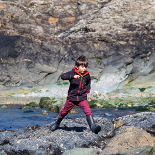 Trefin Beach - 14 April 2014 / Rock pooling