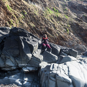 Trefin Beach - 14 April 2014 / Rock pooling