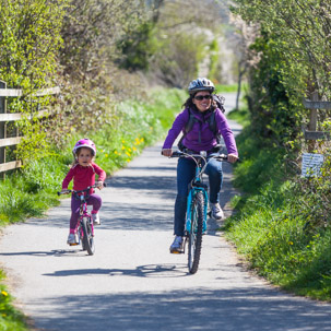 Cardigan - 15 April 2014 / Alana cycling for real for the first time