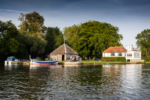 Henley-on-Thames - 11 June 2014 / Sailing club from the River