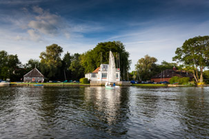 Henley-on-Thames - 11 June 2014 / Sailing club from the River