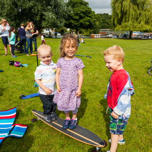 Henley-on-Thames - 05 July 2014 / Alana and her friends