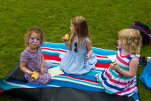 Henley-on-Thames - 05 July 2014 / Alana, Frankie and Lexy