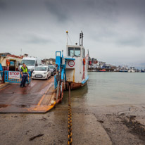 Cowes - 02 April 2015 / Chain ferry in Cowes