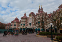 Disneyland Paris - 08 April 2016 / Disneyworld with Oscar and Alana