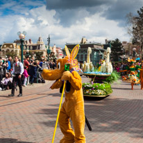 Disneyland Paris - 08 April 2016 / The parade