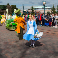 Disneyland Paris - 08 April 2016 / The parade