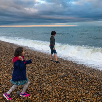 Bridport - 24-26 June 2017 / Alana and Oscar observing the sea...